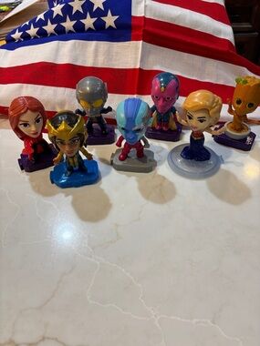 Marvel Avengers Superhero Action Figure Sets McDonalds Collectables